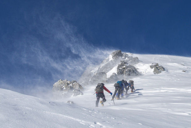 mountaineering-2124113_1920.jpeg