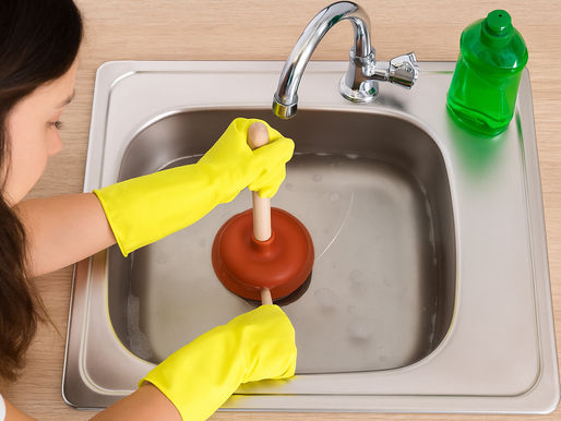 Entretenir sa tuyauterie : conseils simples pour éviter les bouchons