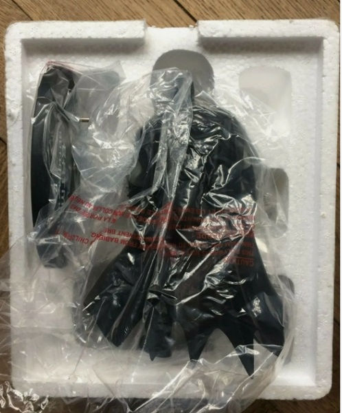 Thumbnail: BATMAN BLACK AND WHITE STATUE : GOTHAM KNIGHT from DC Direct , 1st EDITION, MIMB