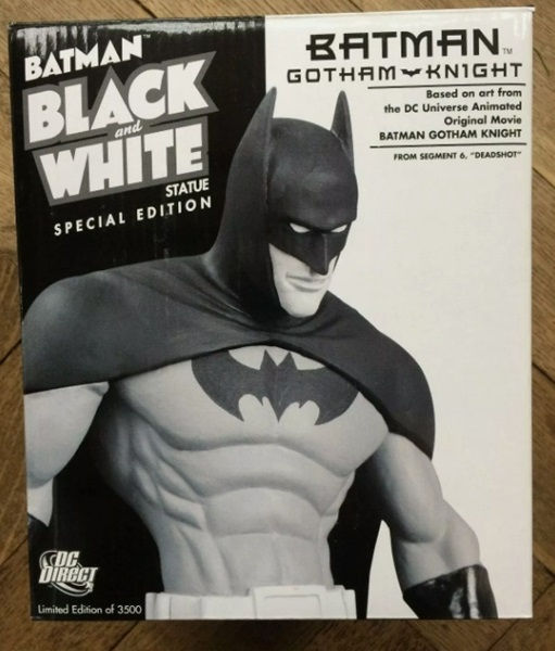 BATMAN BLACK AND WHITE STATUE : GOTHAM KNIGHT from DC Direct , 1st EDITION, MIMB