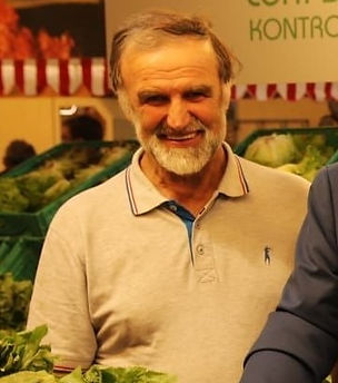 1713205392641_edited_edited.jpg