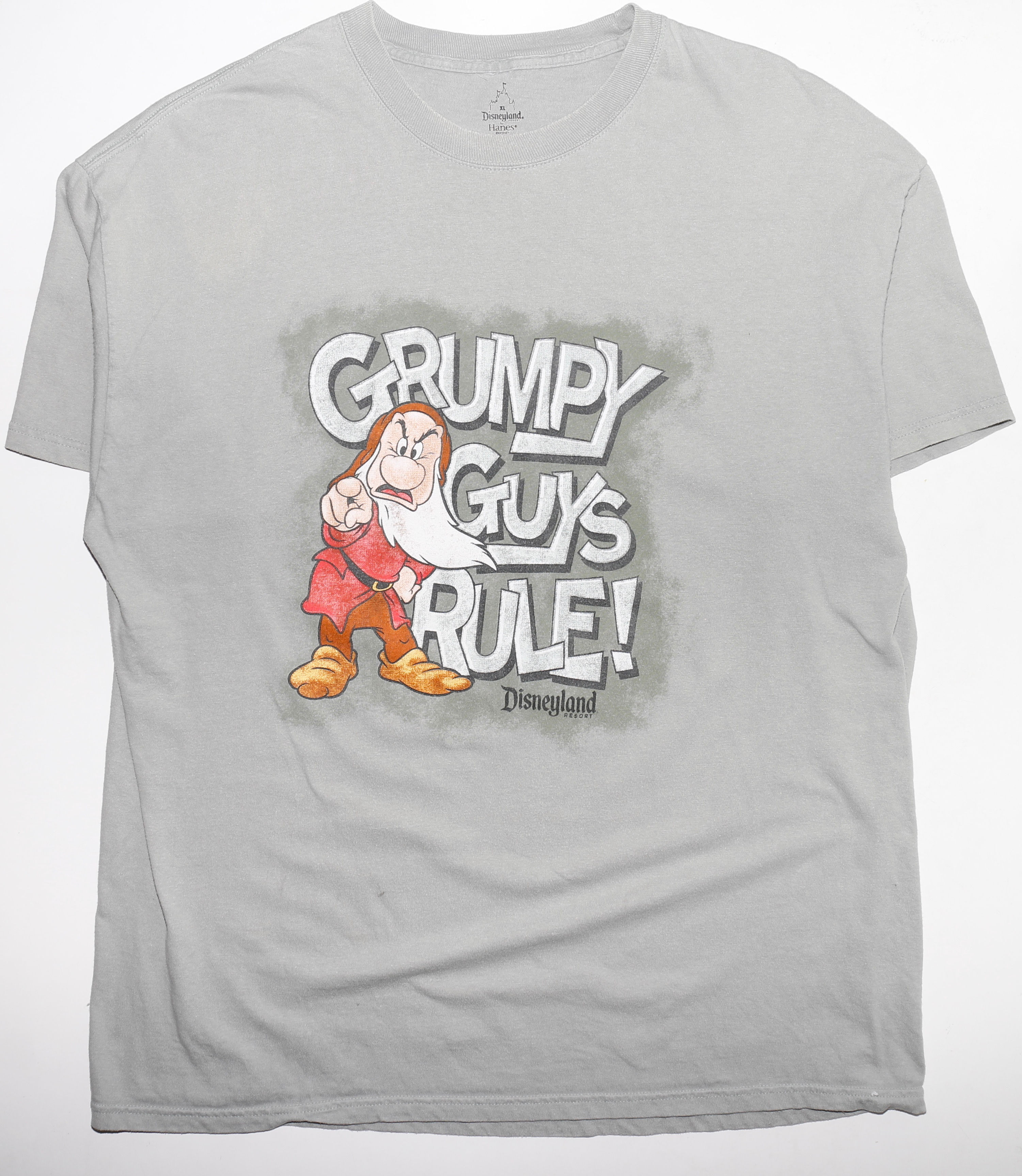 เสื้อยืดมือสอง ลายการ์ตูนคนแคระ จาก Disneyland (XL/อก24"/ยาว30")T079