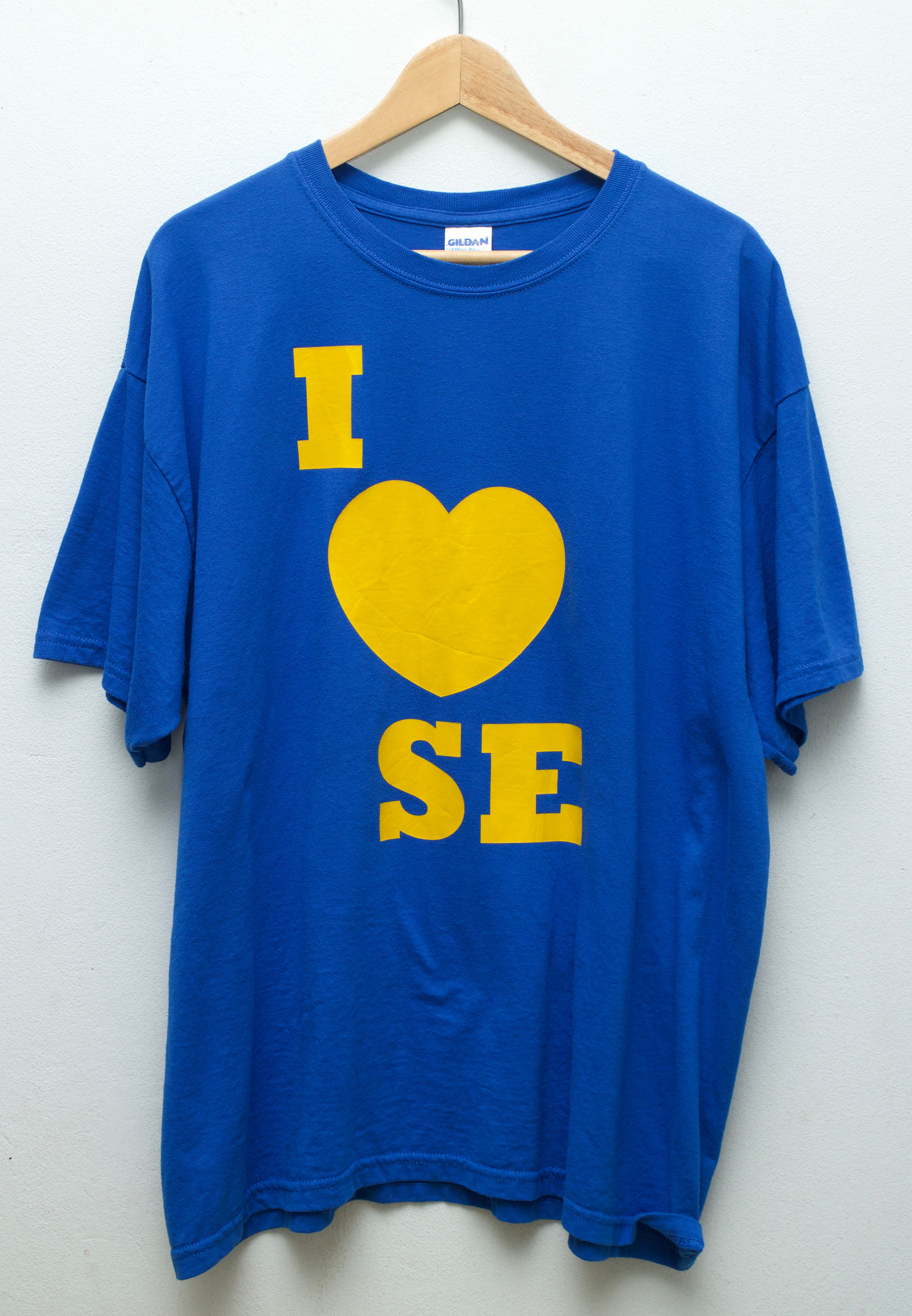 เสื้อยืดมือสอง I Love SE (2XL/อก24"/ยาว29")T043