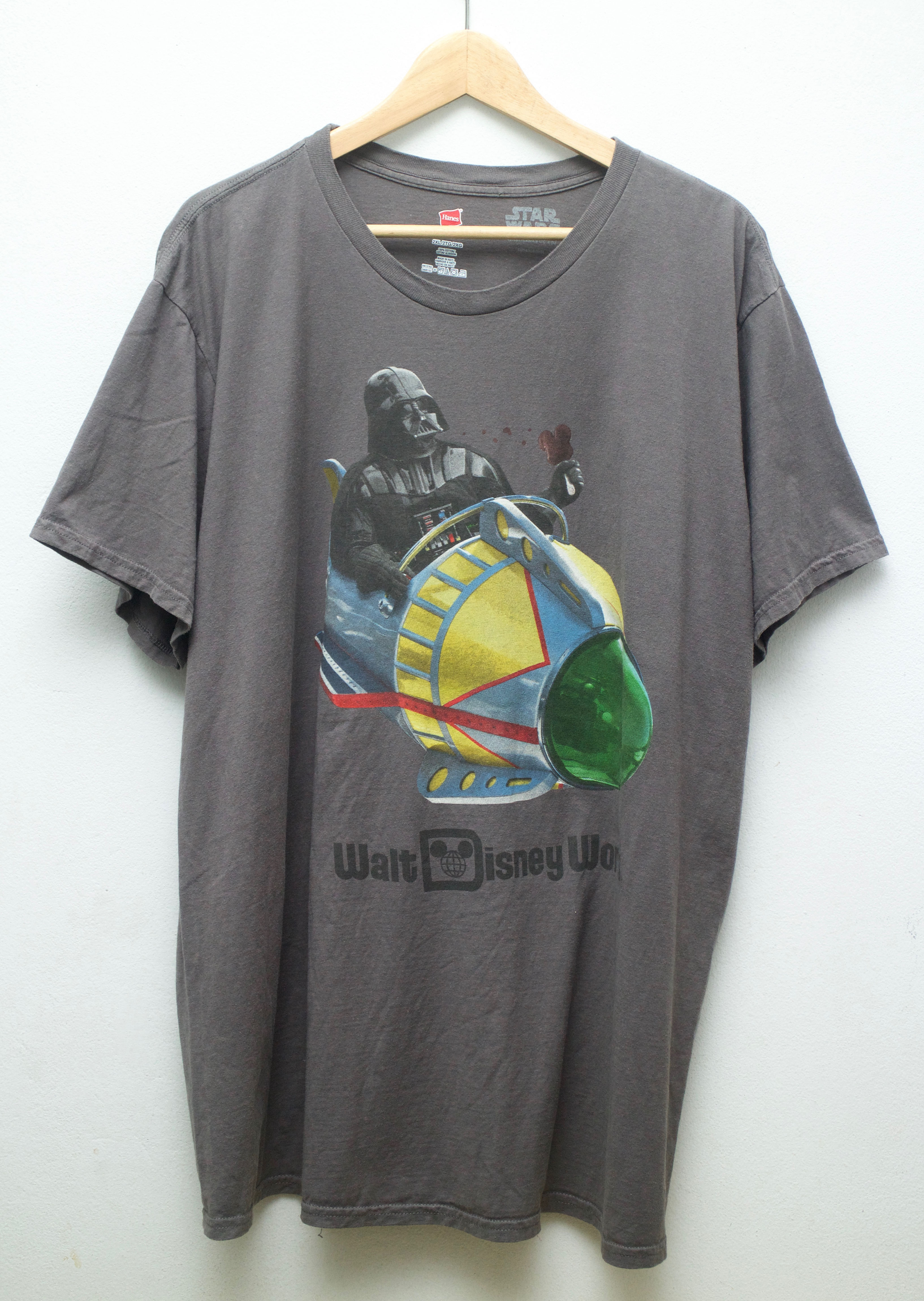เสื้อยืดมือสองภาพยนตร์ Star Wars กินไอติมไหม (2XL/อก24"/ยาว31")T305