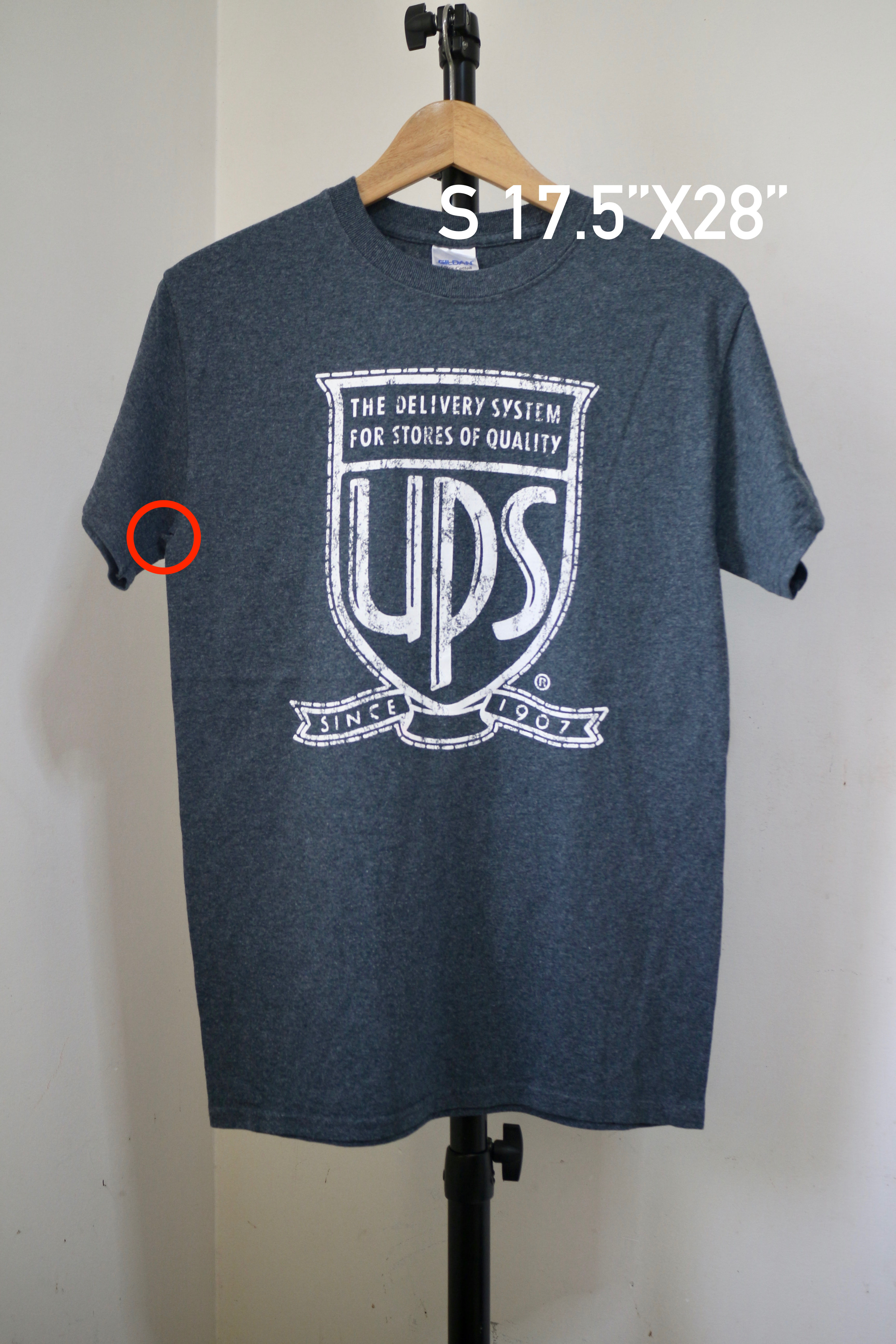 แถมฟรี!! (S/อก18"/ยาว26")T187 เพียงซื้อในร้าน 1 ตัว *ตำหนิ ด้ายหลุดใต้จักแร้*