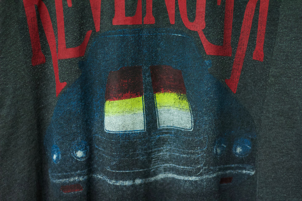 ภาพขนาดย่อ: T019[XL 24"/29"] เสื้อยืดลาย "REVENGER Coming Soon" Cinema Paradiso Presents