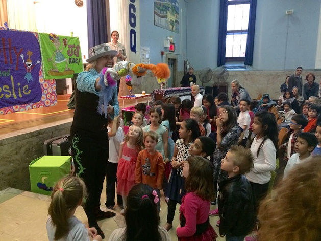 Leslie and Lolly with kids