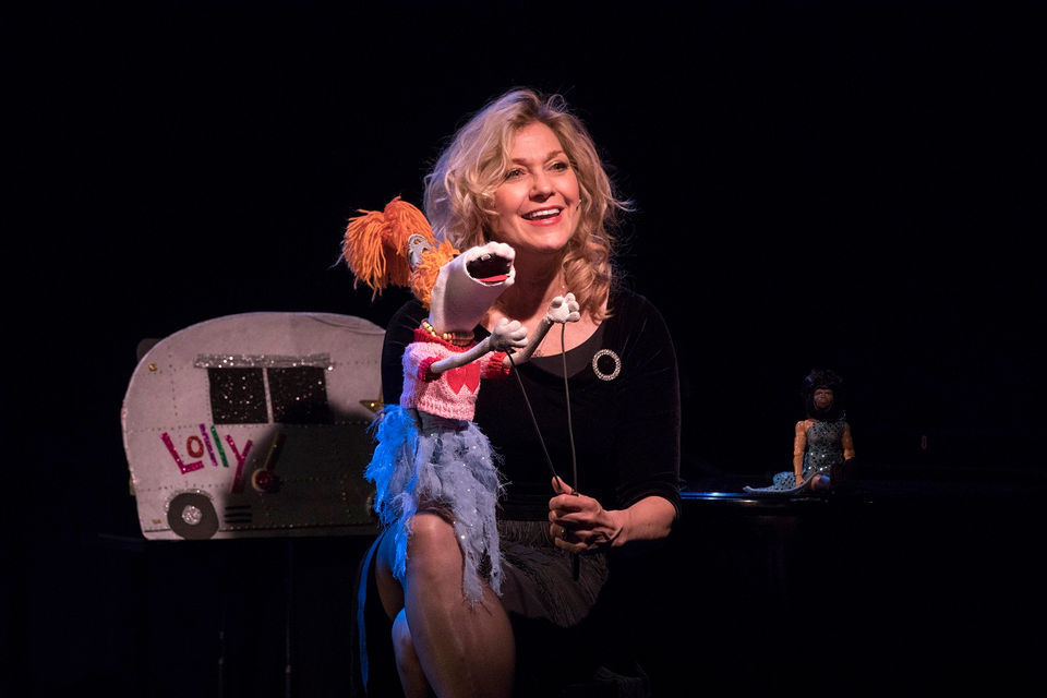 Leslie and Lolly in What Just Happened