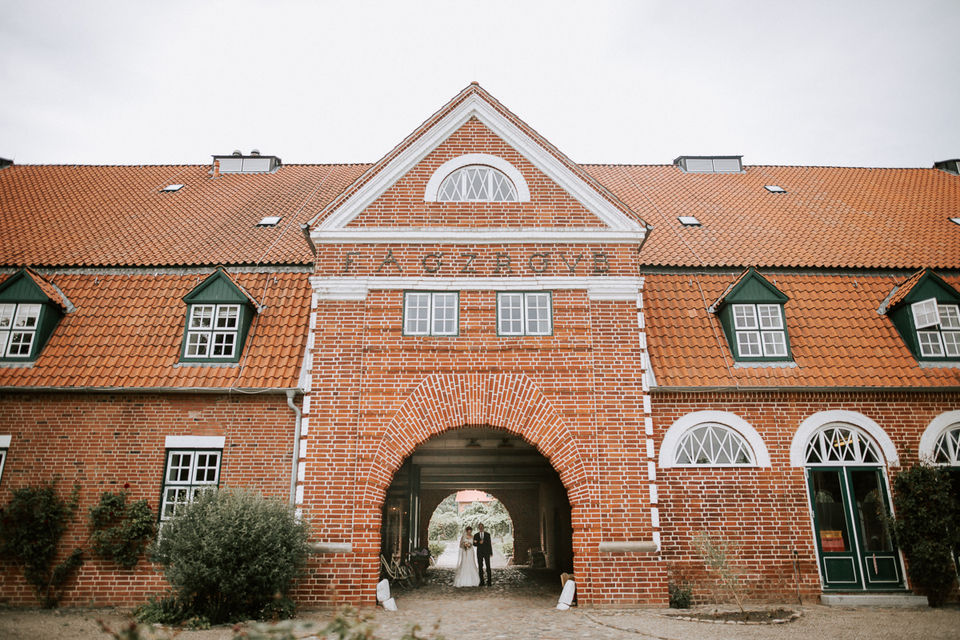 Hochzeitsfotograf Hochzeit Gut Pronstorf Torhaus-46.jpg