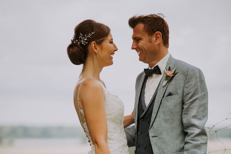 Hochzeitsfotograf auf Gut Pronstorf in Schleswig Holstein Torhaus-35.jpg