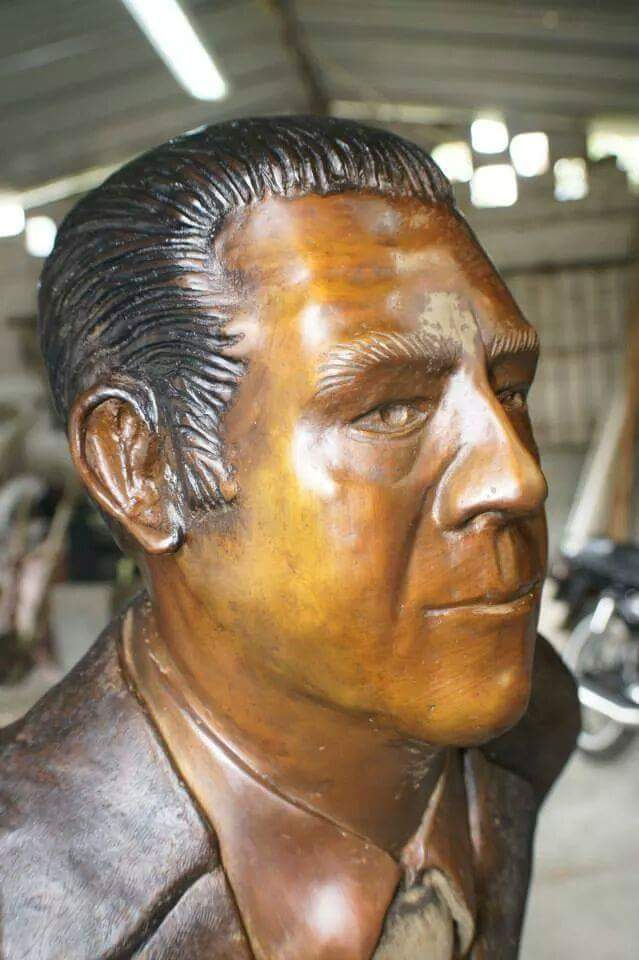 HORACIO MUÑOZ SUESCUN