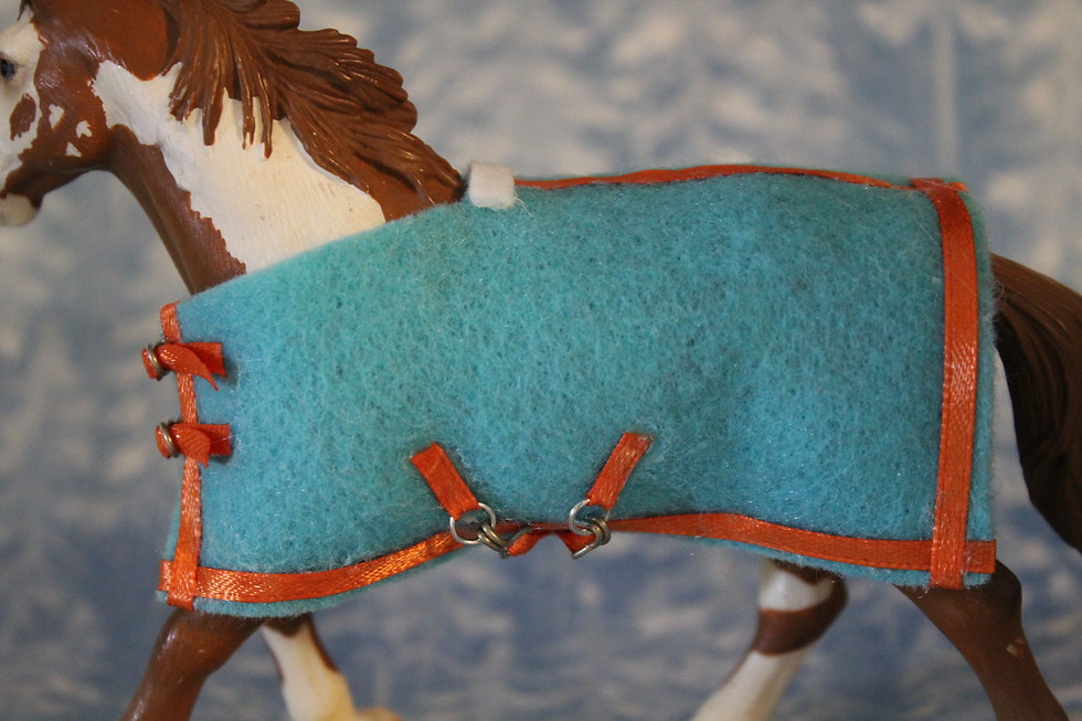 Thumbnail: Schleich Average Adult Winter Blanket