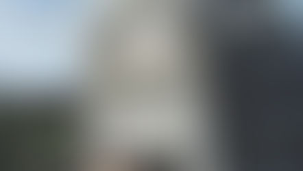 ☆☆現場便り☆☆西宮市鳴尾作業所は　２階の先行配管
UB据付を完了し躯体は4Fのｽﾗﾌﾞ配筋へと進みます。
台風時期で飛散物等無いよう進めて行きます。