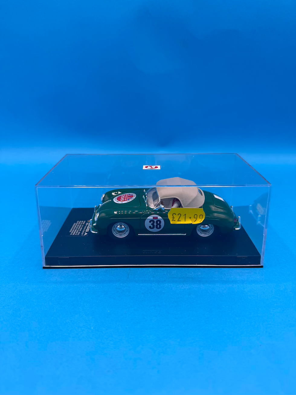 Thumbnail: Ninco 50126 Porsche 356 A Speedster No.38 Dark Green
