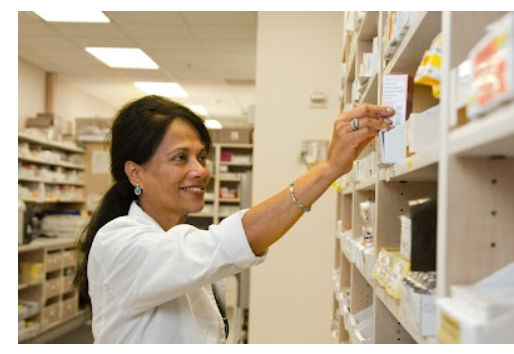 IFMG abre vagas para o curso gratuito online de Atendente de Farmácia – Balconista; descubra como se inscrever!