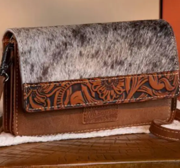 Wrangler Cowhide Wallet Crossbody Bag