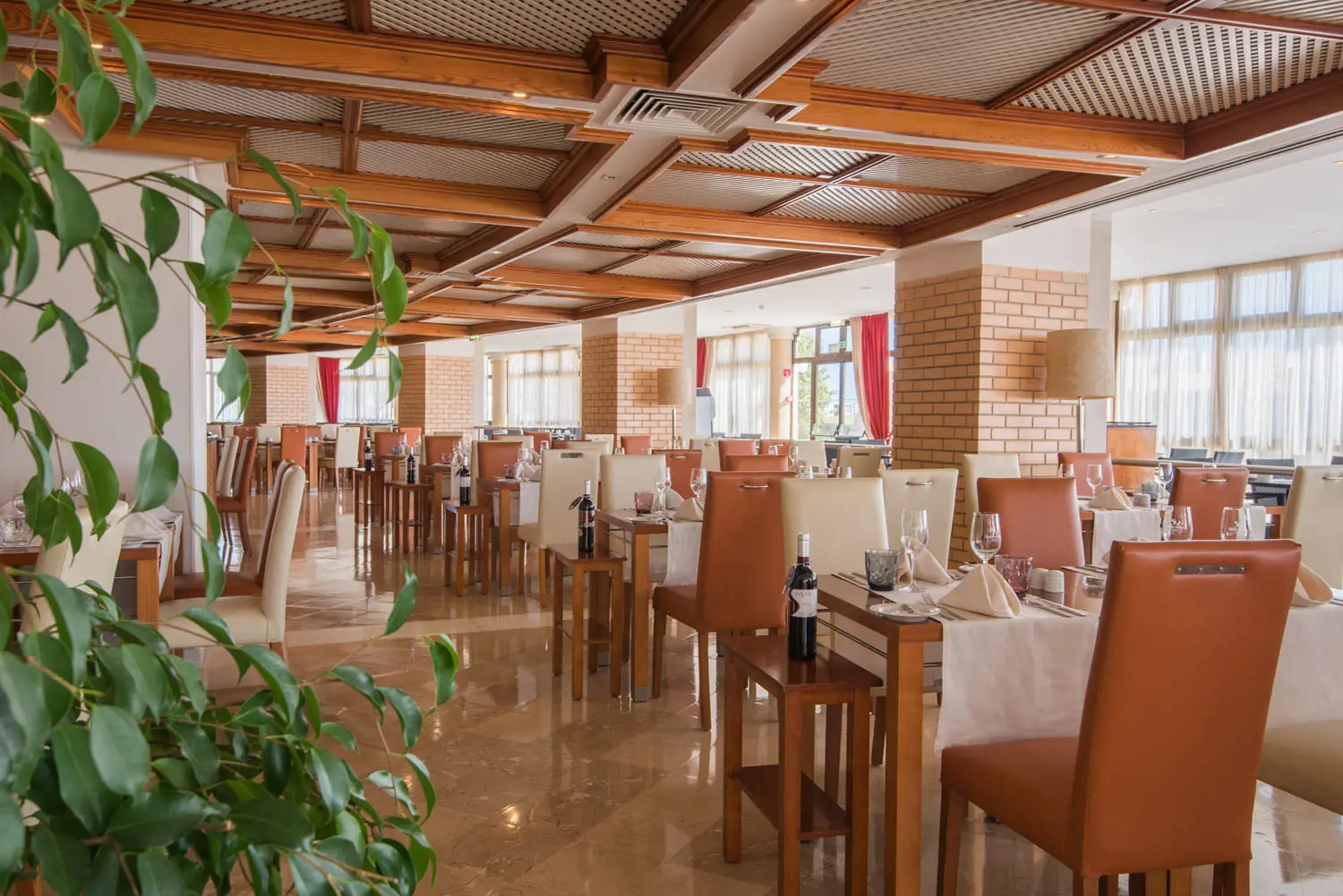 Vila Galé Ampalius Restaurant