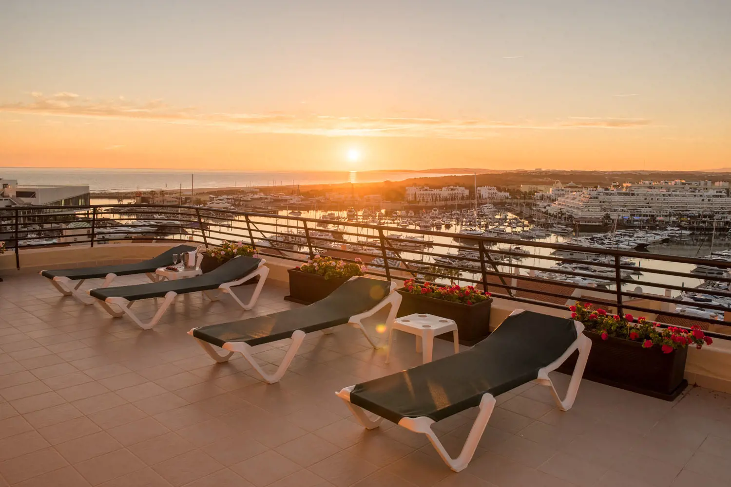 Vila Galé Marina Hotel Outside Terrace