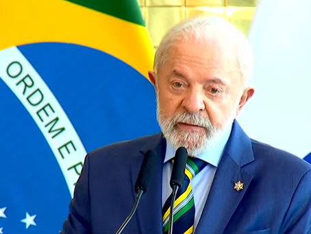 "A culpa é do Lula" x "Defenda o Brasil": tarifaço abre disputa nas redes