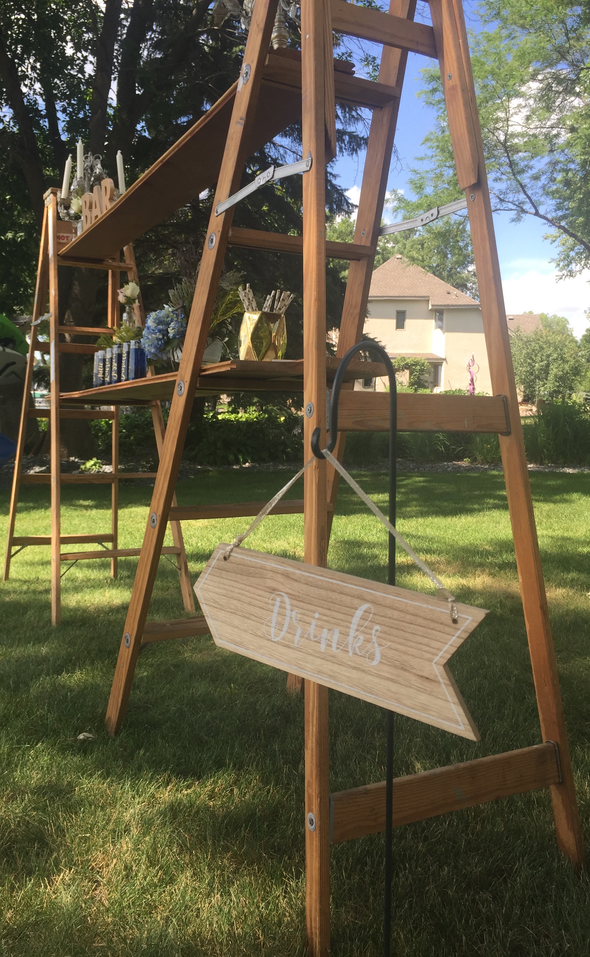 Arrow Wood Signs
