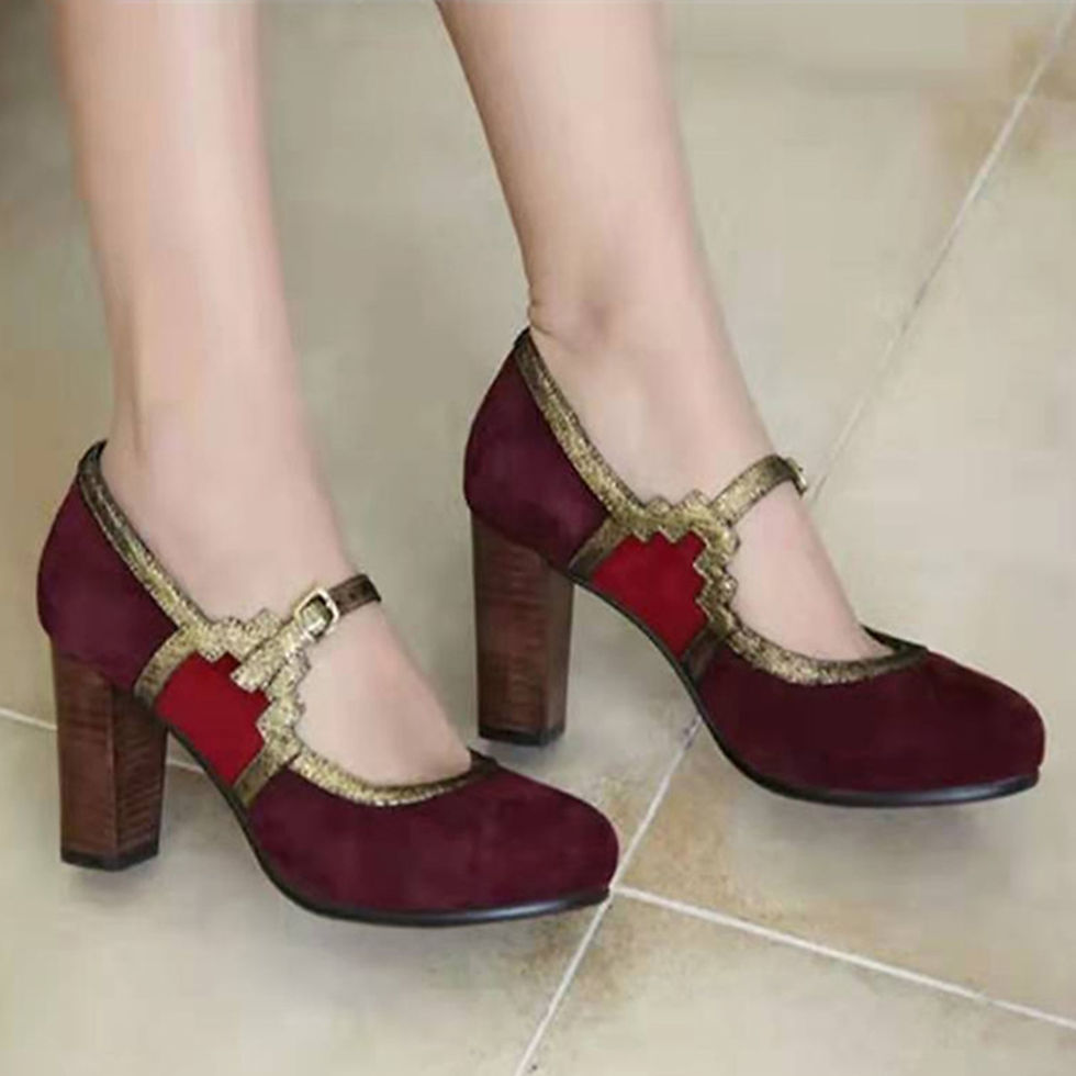 Thumbnail: Women Plus Size Stitching Chunky Heel Pumps