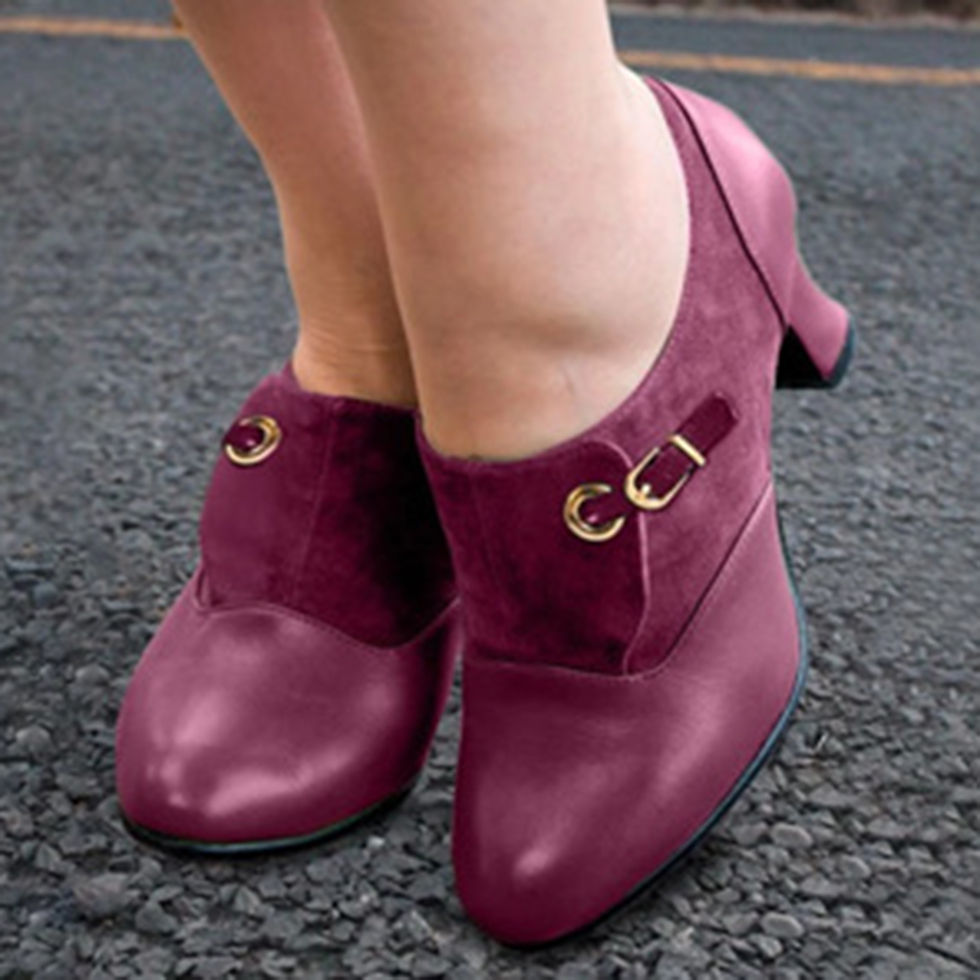 Thumbnail: Women Plus Size Stitching Solid Slip On Pumps