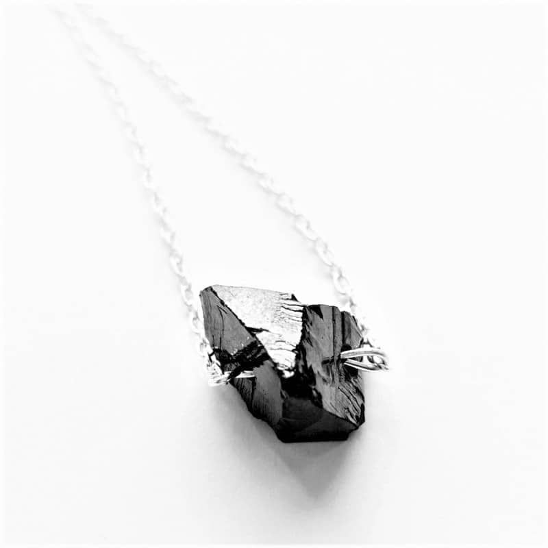 Thumbnail: Elite shungite jewelry protection set (Karelian Heritage)