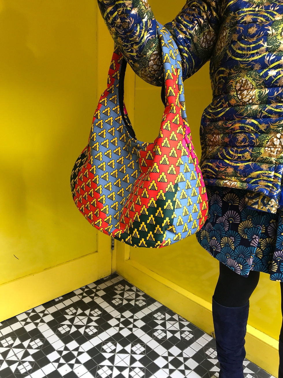 Thumbnail: Ankara Wax Print Handbag (Continent Clothing)