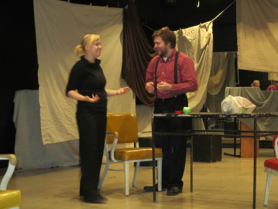 402769_265815653471903_1561052767_n