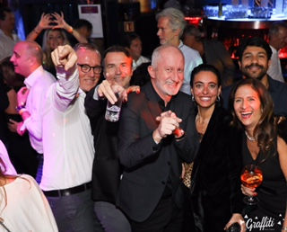 GetAttachmentThumbnail-13