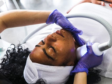 Cryoskin Facial & Other Facial Treatments | Wait Times + Safety Guide