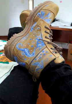 Teste pintura sobre bota