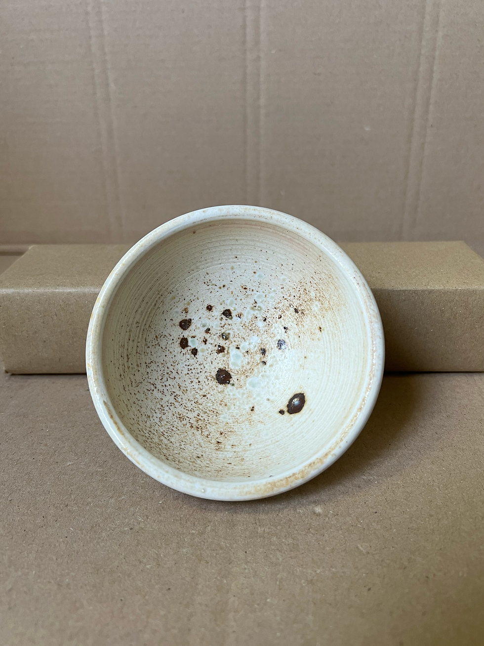 Thumbnail: Set of 3 small porcelain bowls