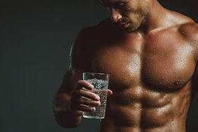 vecteezy_muscular-man-drinking-water_70664156.jpeg
