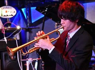 trumpet_yoshioka_2.jpg