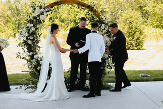 Outdoor wedding | Union 12 black and white wedding