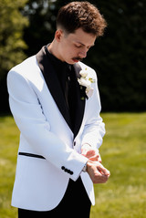 Groom getting ready | Union 12