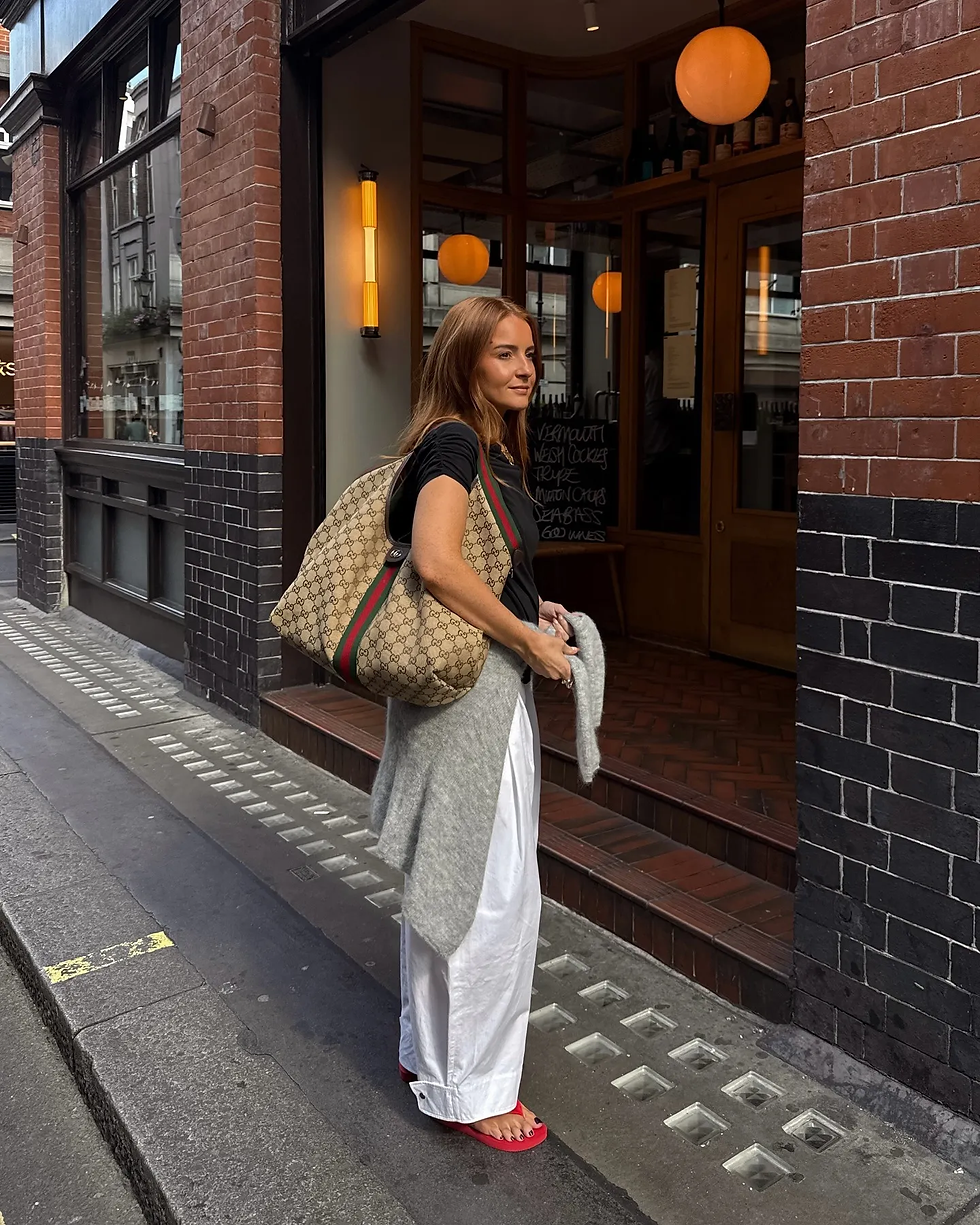 It bags 2026 Gucci Giglio tote bag with monogram and sporty trim (Image credit: @rebeccaferrazwyatt)