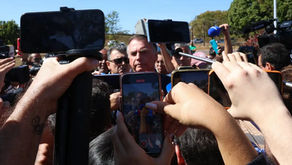 Com uso de tornozeleira, cerco a Jair Bolsonaro começa a se fechar