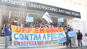 Assembleia aprova continuidade da greve