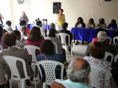Aposentados vão à luta contra o ponto biométrico nos ônibus