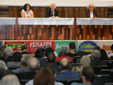 Servidores cobram melhoria da proposta do governo