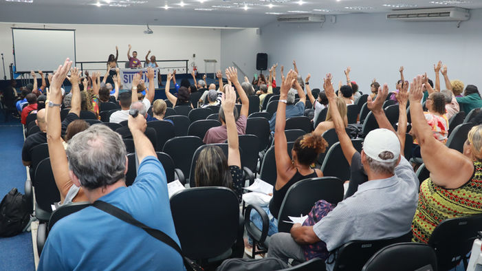 Assembleia aprova abertura parcial do RU e aguarda resposta da Reitoria em Audiência