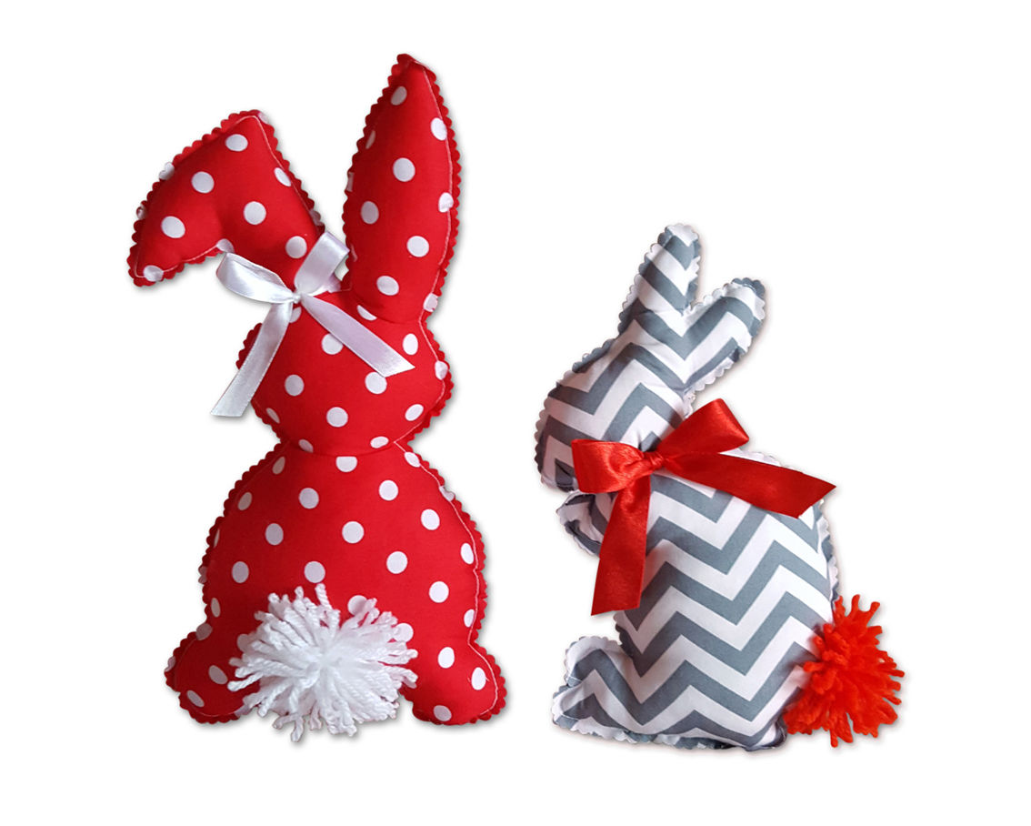 Δύο πασχαλινά διακοσμητικά κουνελάκια