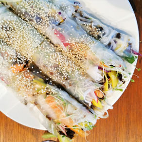 Vårruller med peanøttsaus