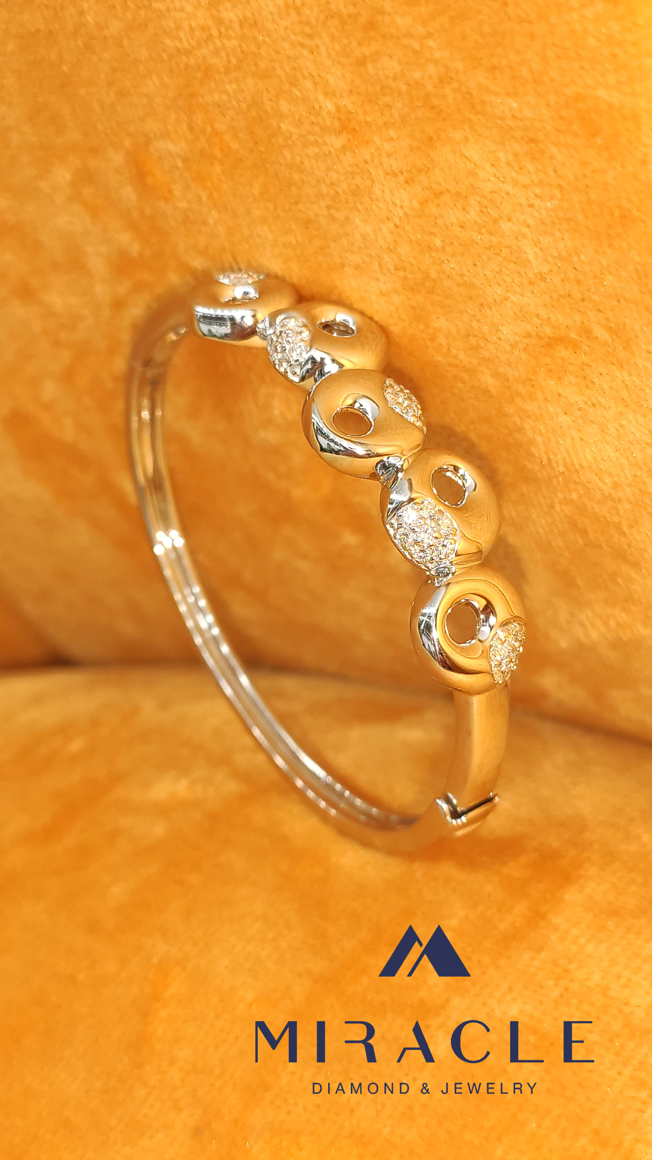 Vòng tay kim cương VXC53