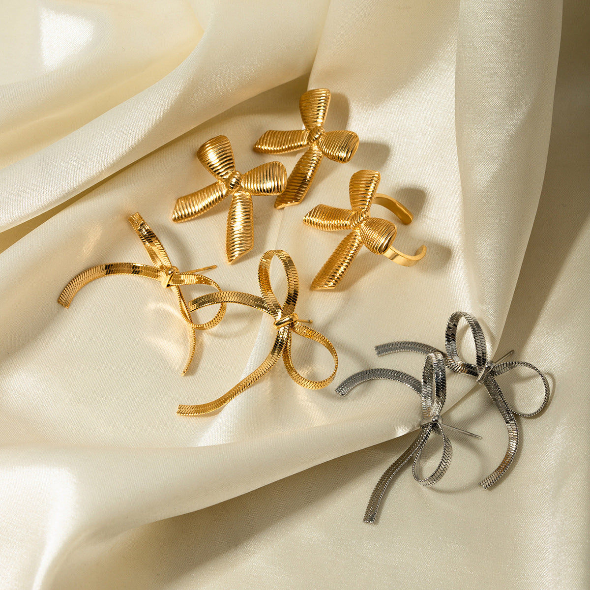 Luna Vintage Cute Butterfly Bow Plated Earrings — view 4