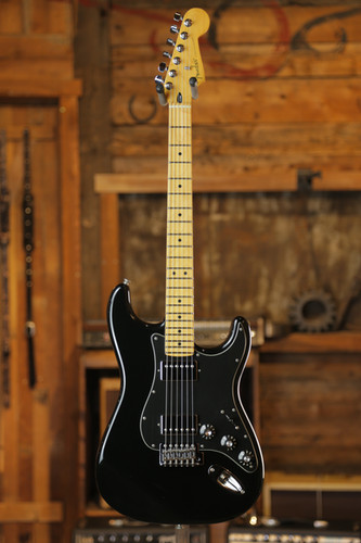 Fender Blacktop Strat HH | Montréal Guitar