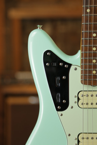 Fender Vintera 60s Jaguar Mod Surf Green 2021 | Montréal Guitar