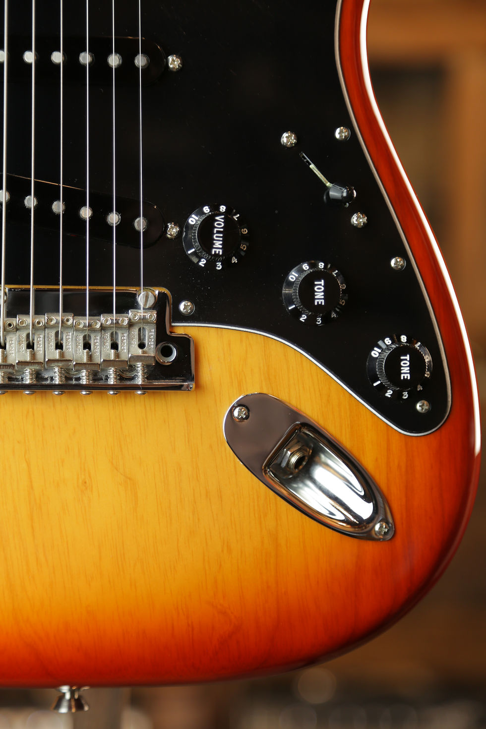 Miniature : Fender Stratocaster American Professional – Sienna Sunburst (2019)